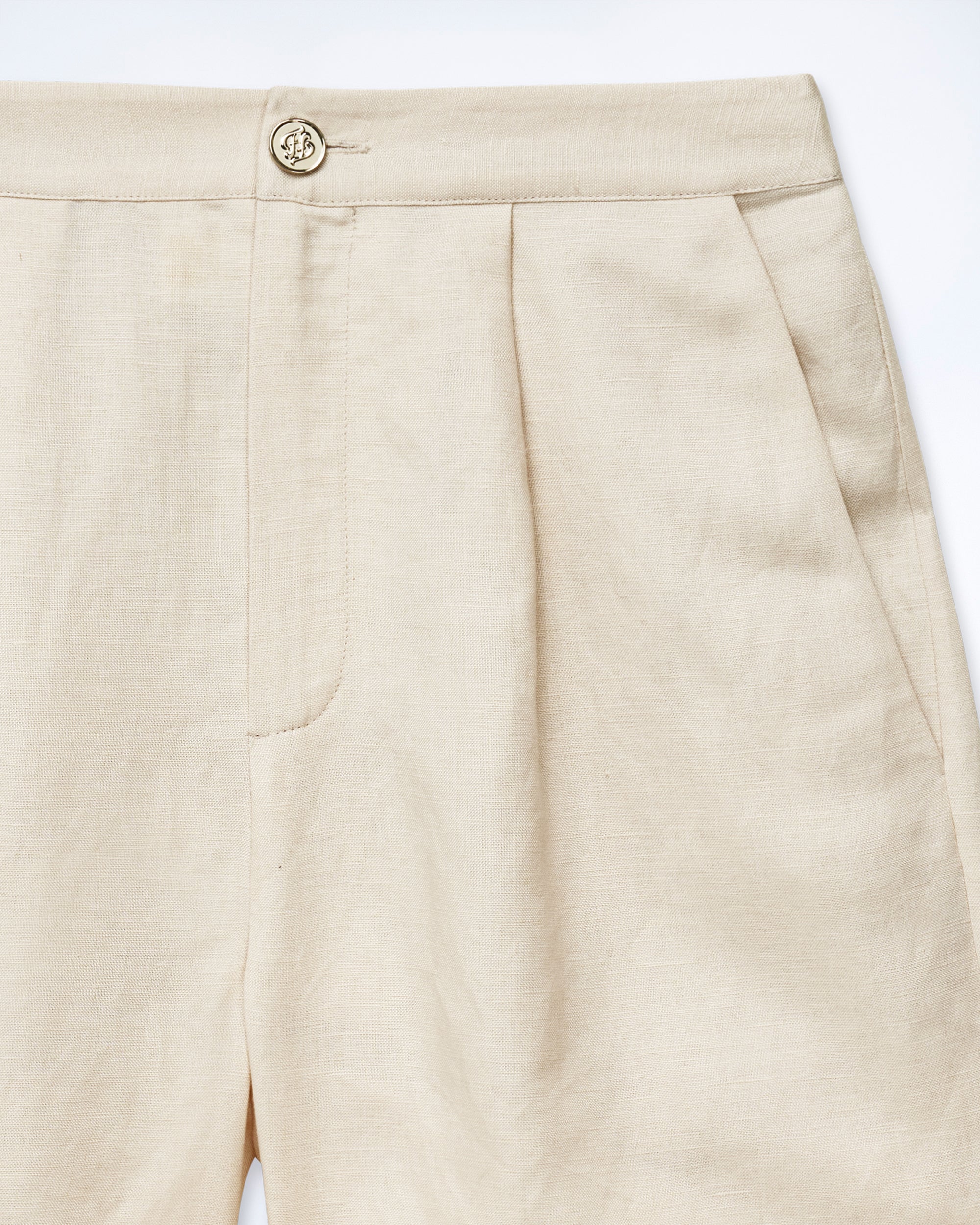 BEIGE / NEW / QTY : 23 / Short Court - Beige
