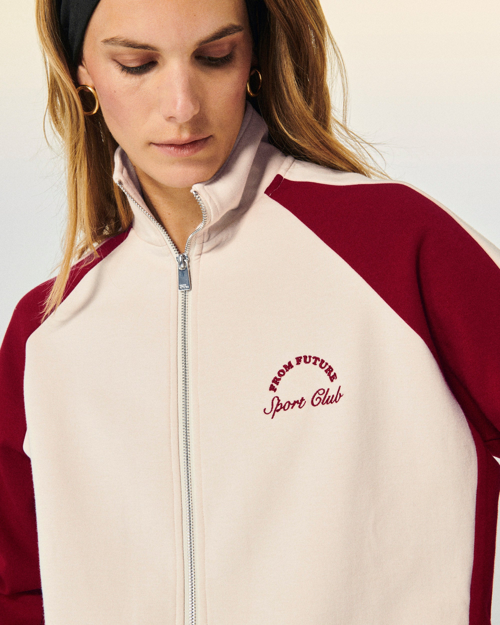 BEIGE / NEW / QTY : 1 / Sweatshirt Zippé - Beige