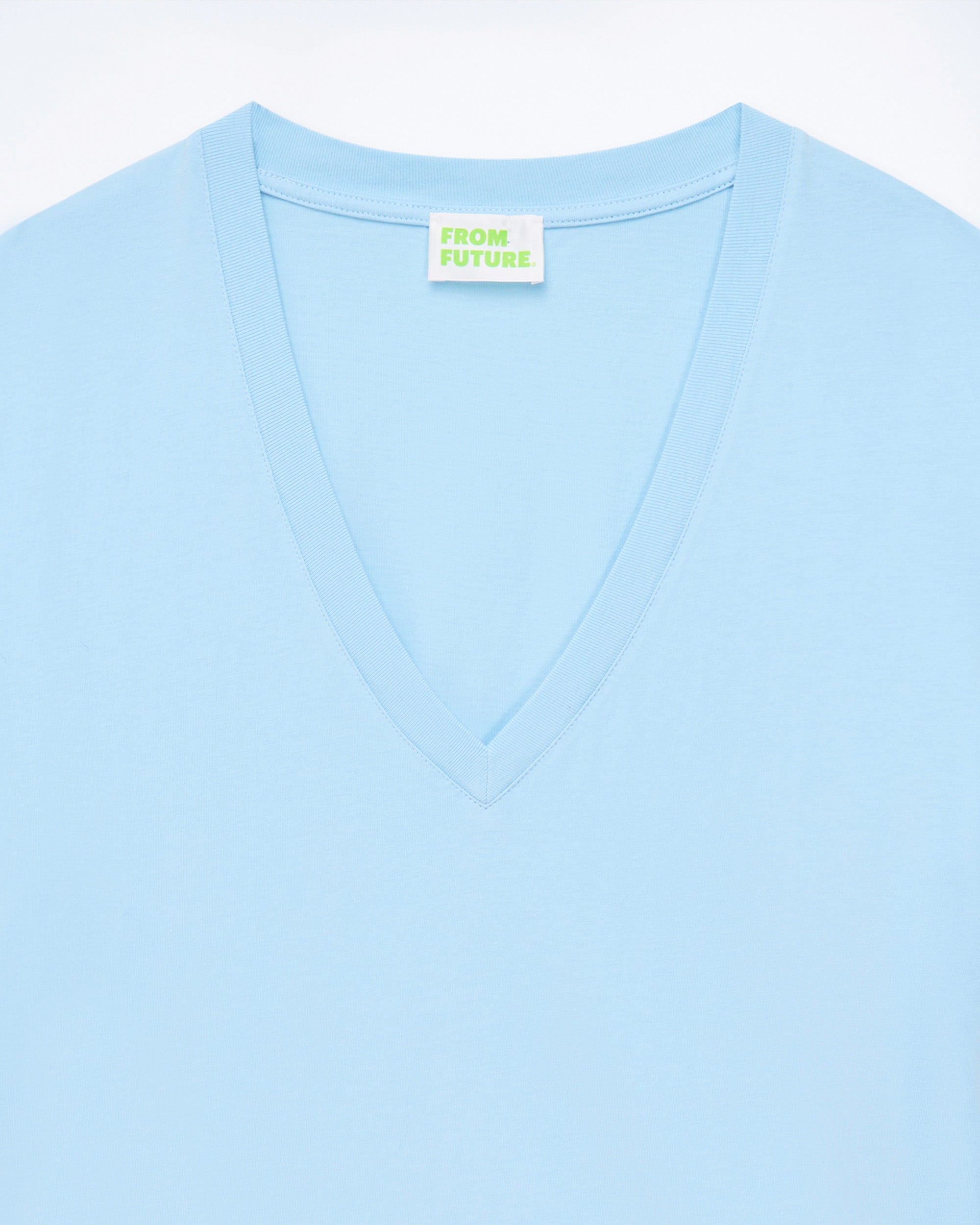 BABY BLUE / NEW / QTY : 9 / T-shirt Col V Double F - Baby Blue