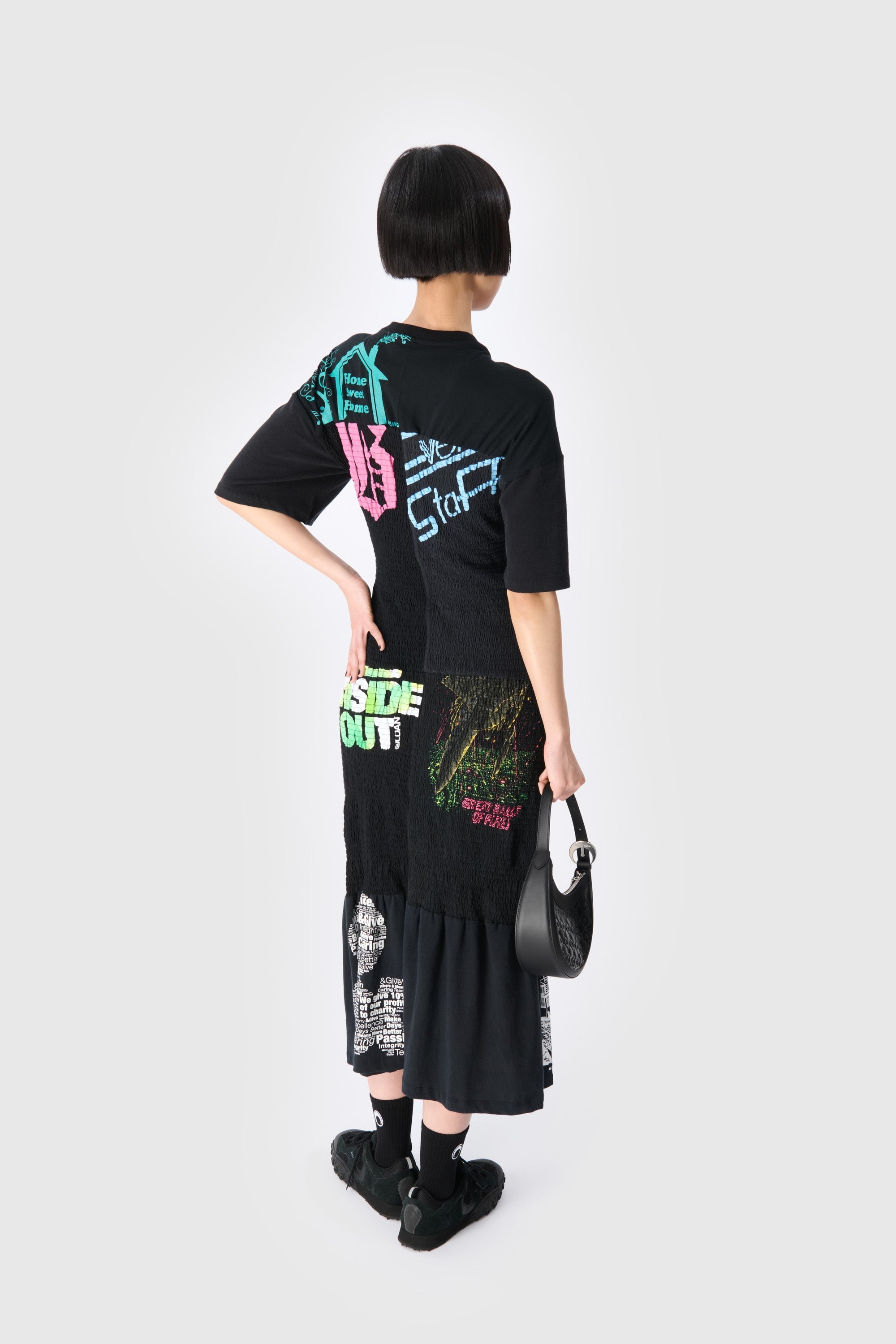 PRIX MARQUE : 320€_Black Robe - Black