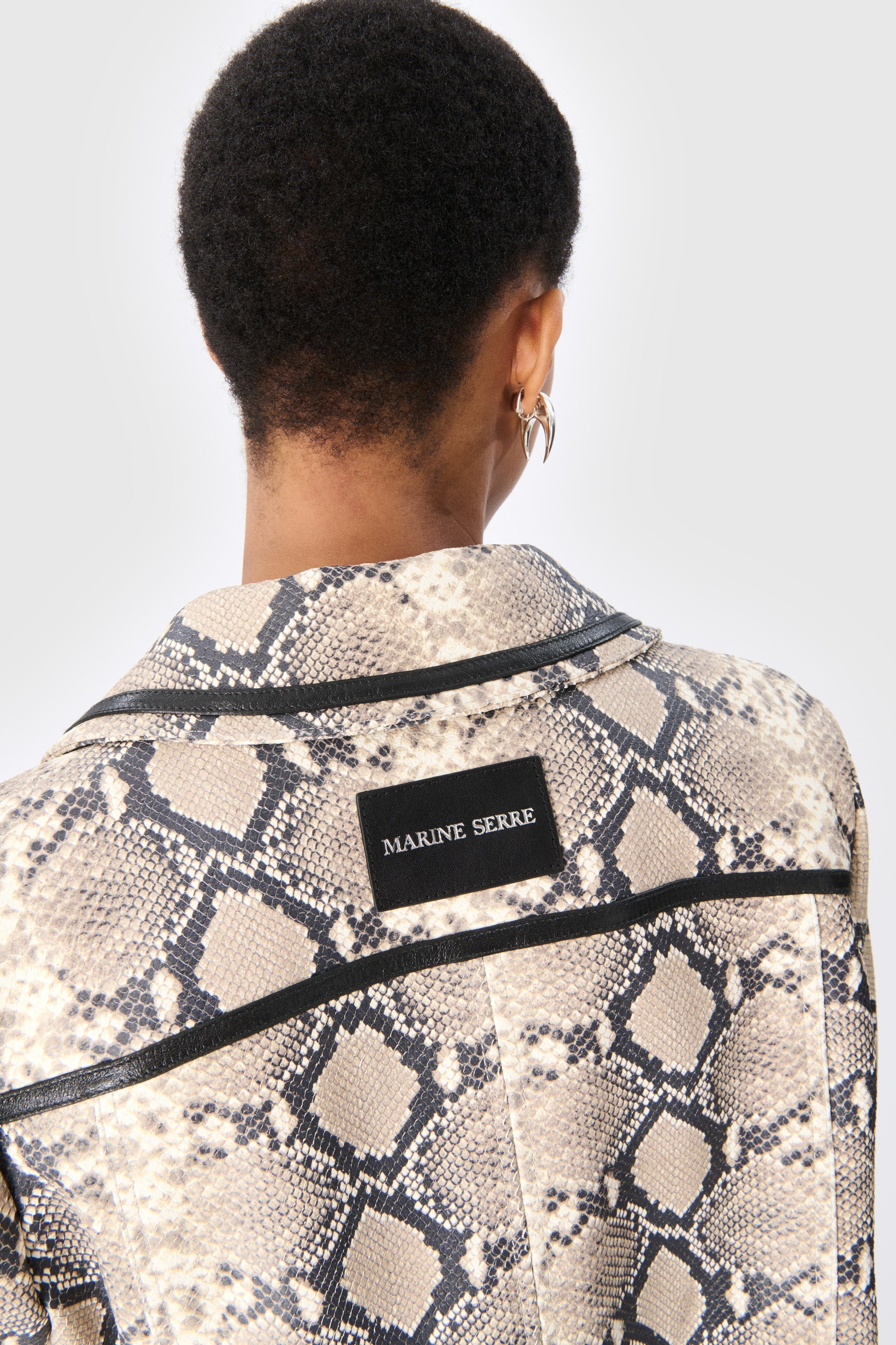 PRIX MARQUE : 690€_Grege Veste - Grege