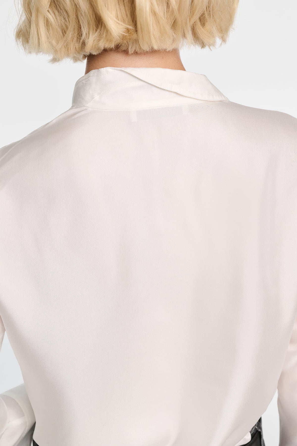 Blouse Trench It Up II - Camelia & White
