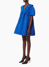 ROBE BABYDOLL EN TAFFETAS.