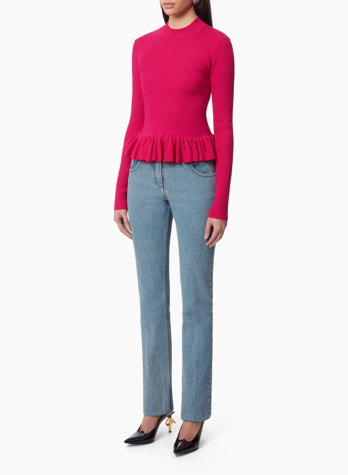 PULL AVEC UN PEPLUM À VOLANTS
