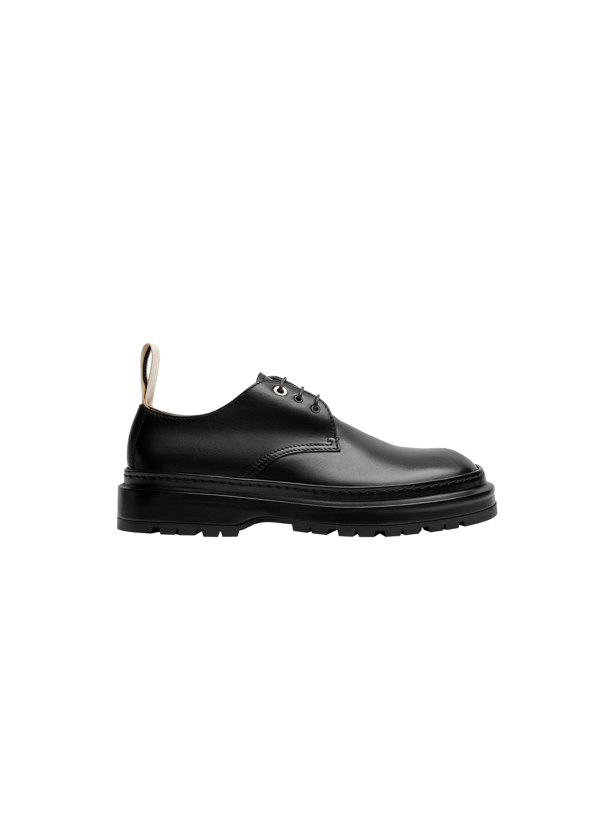 BLACK LES DERBIES PAVANE