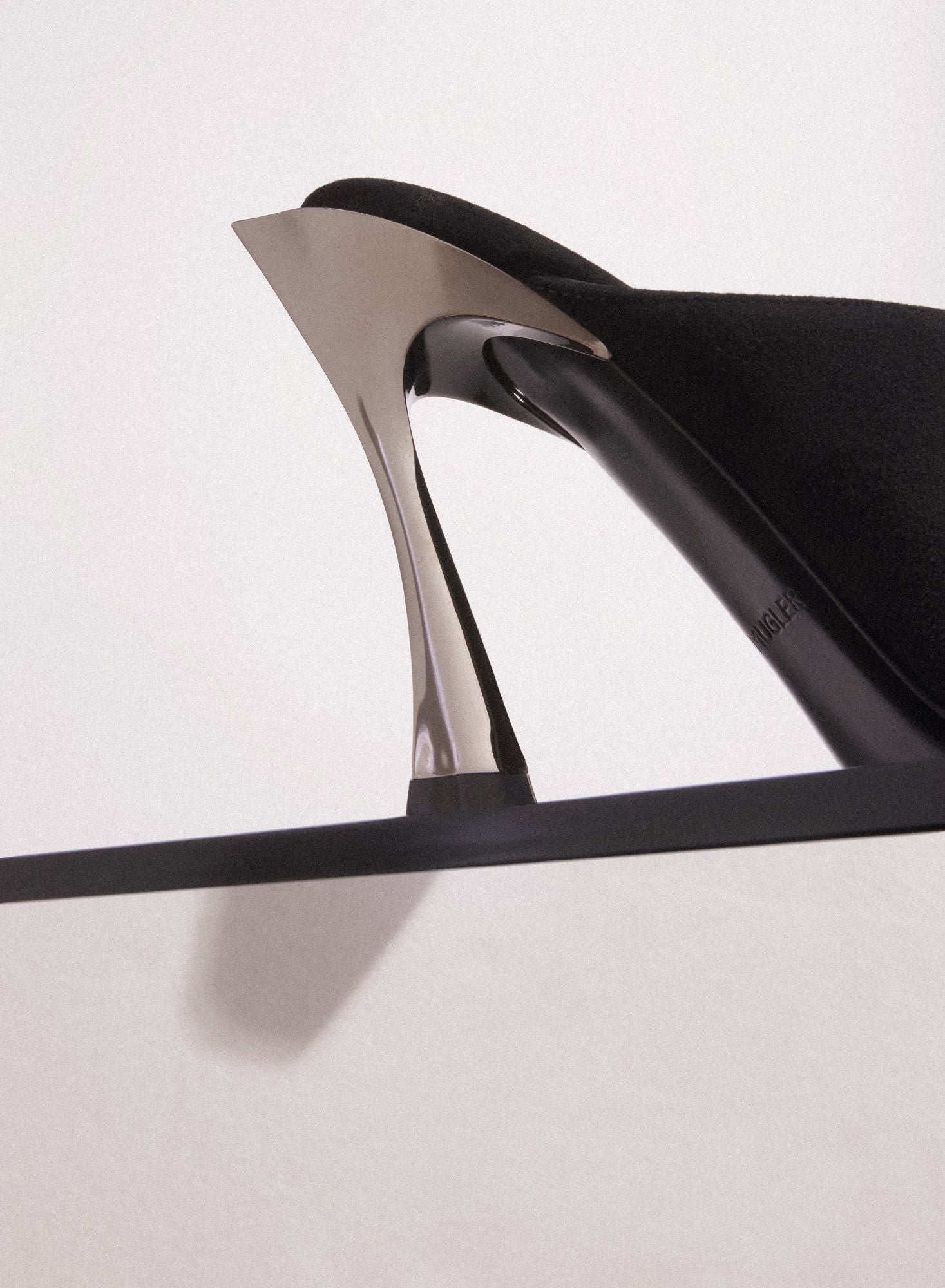 BLACK SUEDE FANG 95 MULES