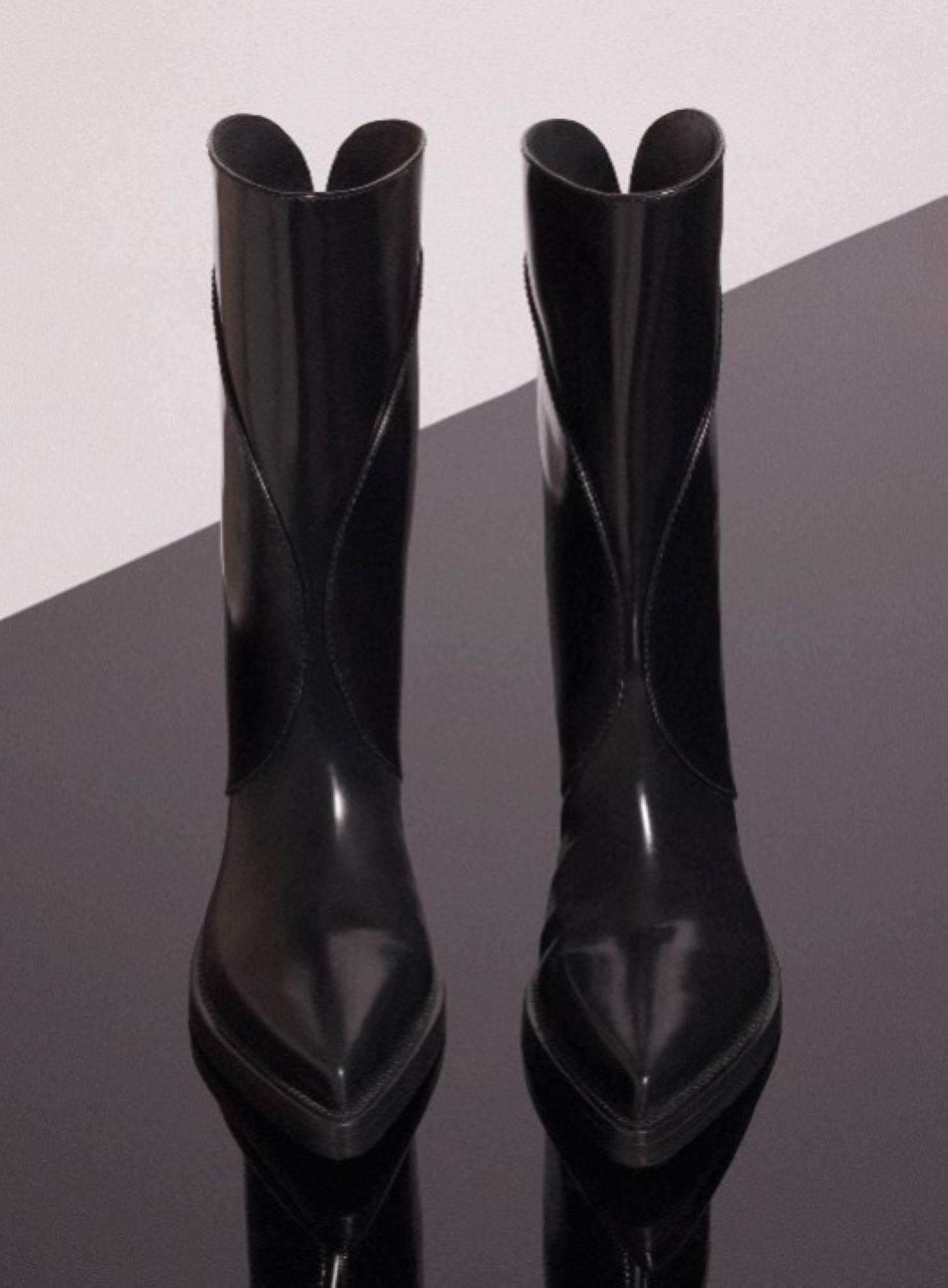 BLACK SHINY LEATHER SANTIAG BOOTS