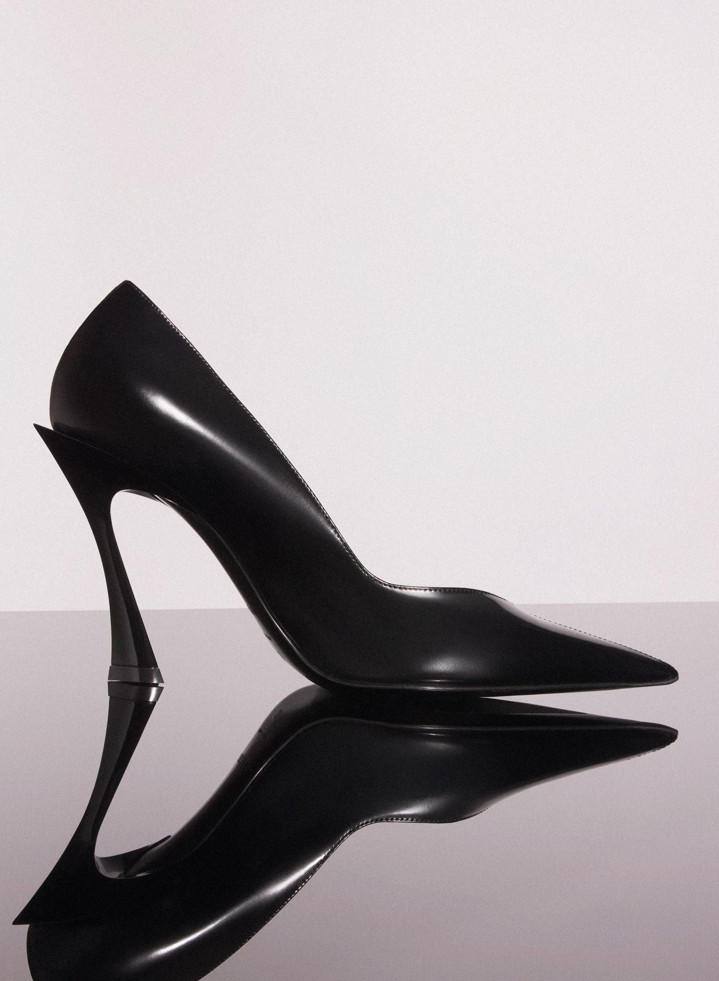BLACK LEATHER CLASSIC FANG 95 PUMP