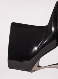 BLACK SHINY LEATHER PIERCING FANG 95 ANKLE BOOTS