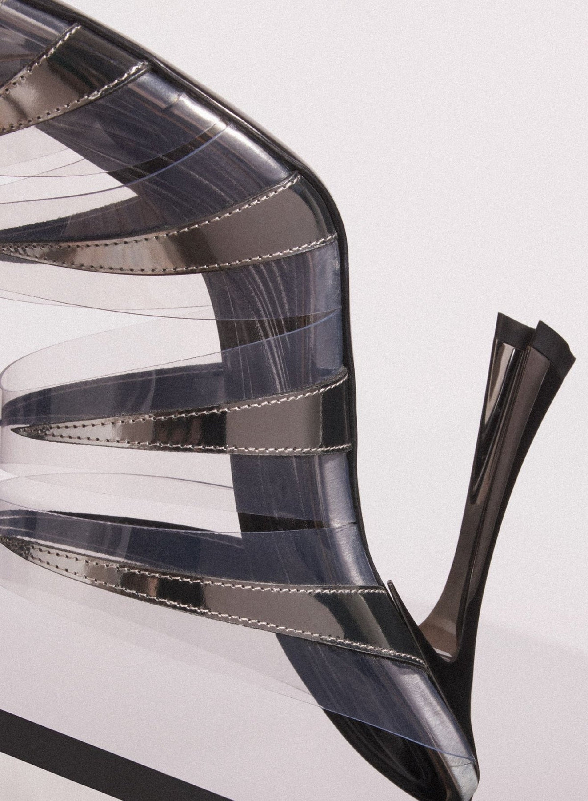 TRANSPARENT/BLANC // white leather fang 95 spike sandals