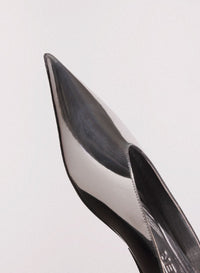 GUNMETAL // gunmetal leather fang flat mules