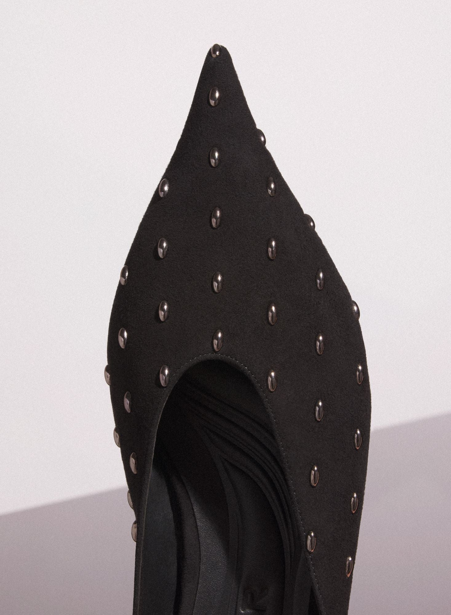 BLACK EMBELLISHED SUEDE FANG FLAT MULES
