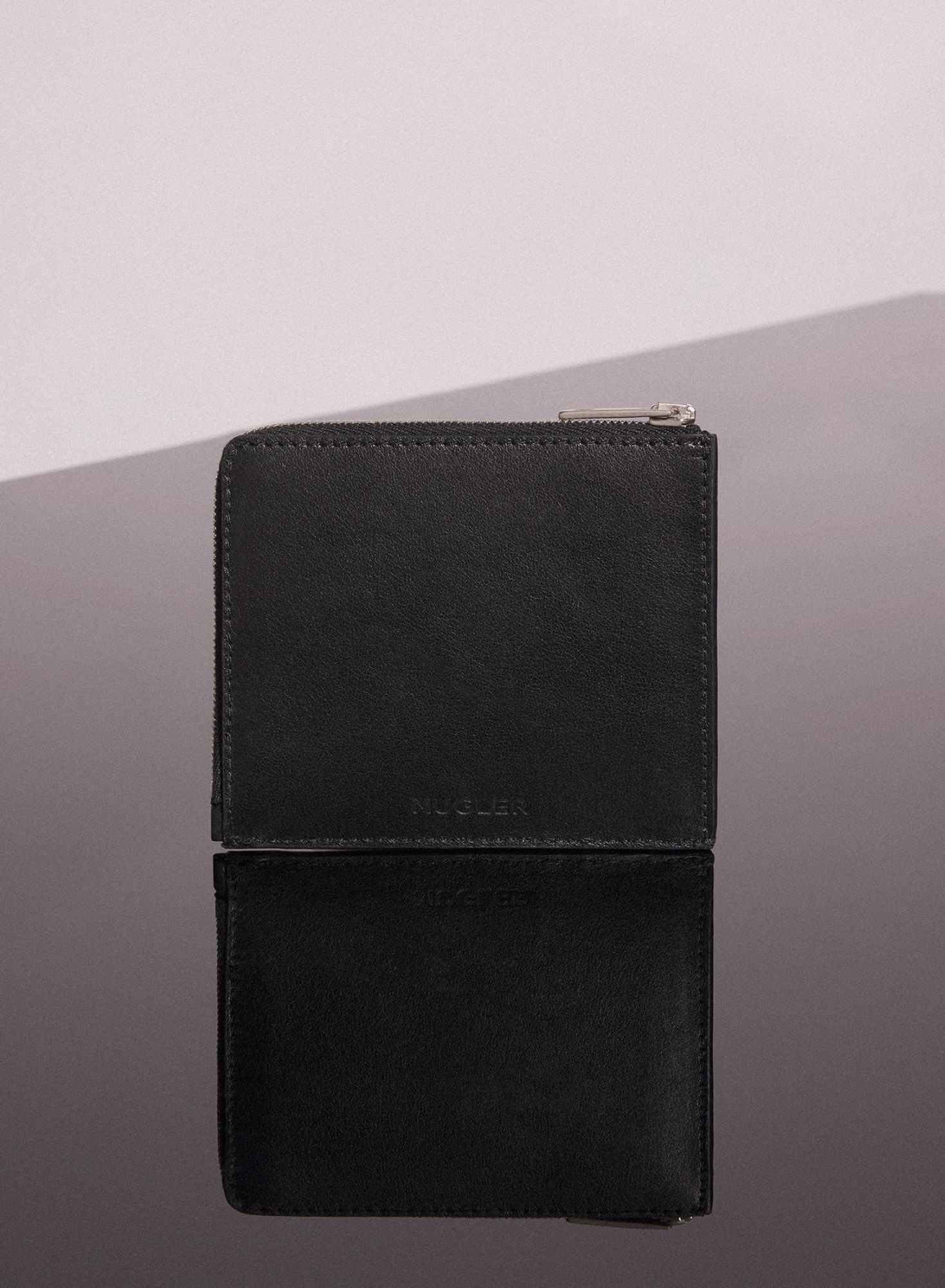 BLACK EMBOSSED SPIRAL WALLET