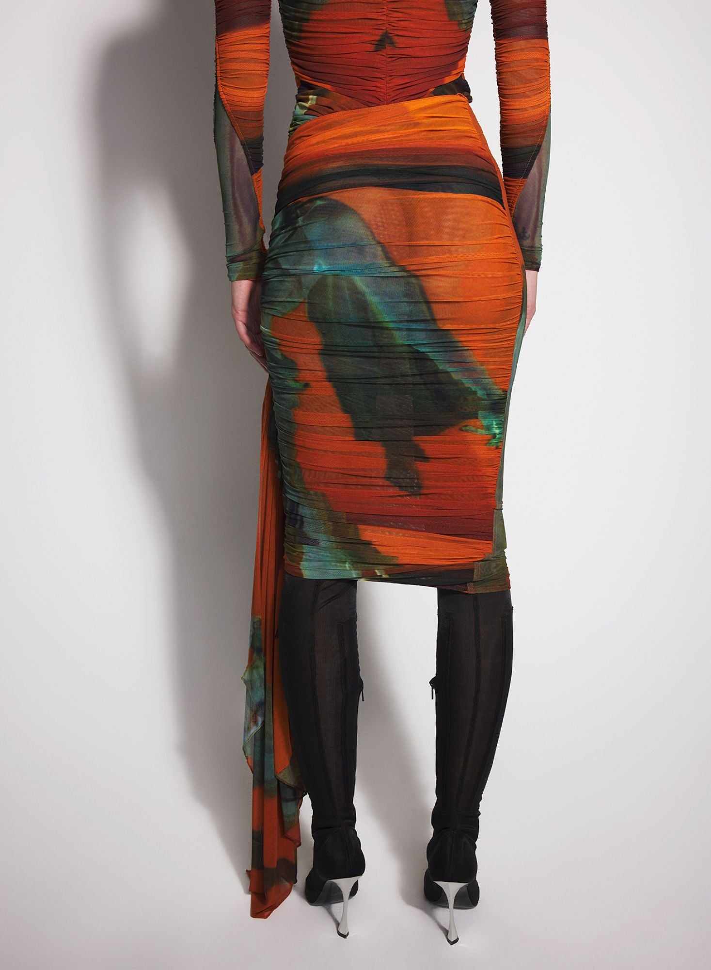 ARCHIVE PRINT RUCHED SKIRT