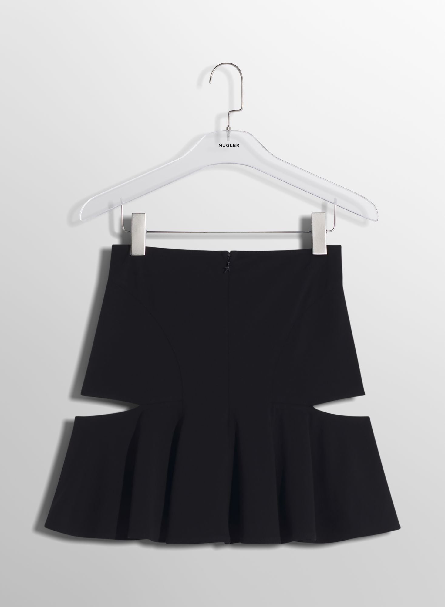 BLACK M CUT-OUT SKIRT
