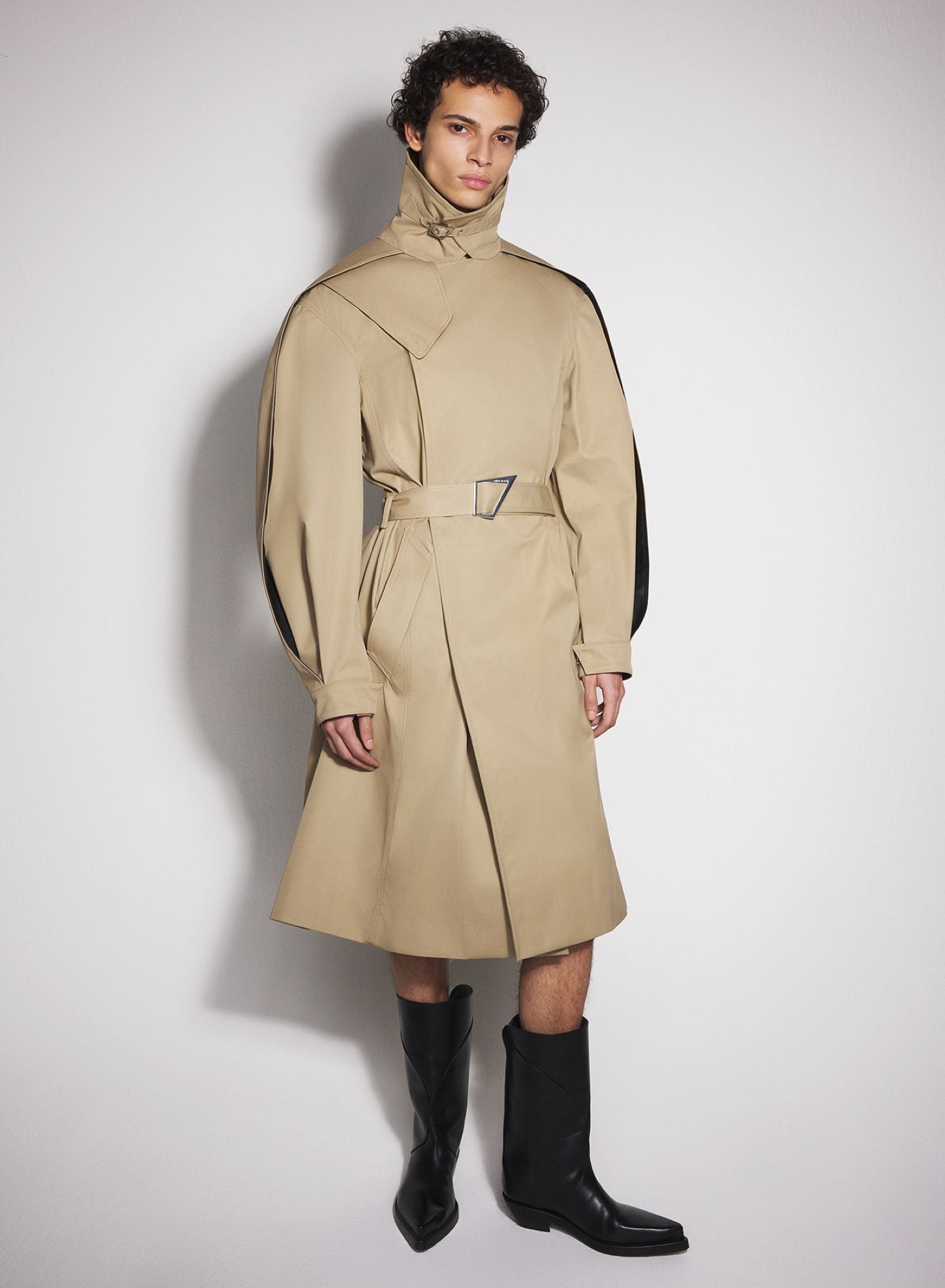 BEIGE BELTED TRENCHCOAT