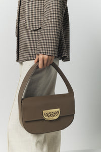Sac Martin M avec une boucle en cuir - Kaki