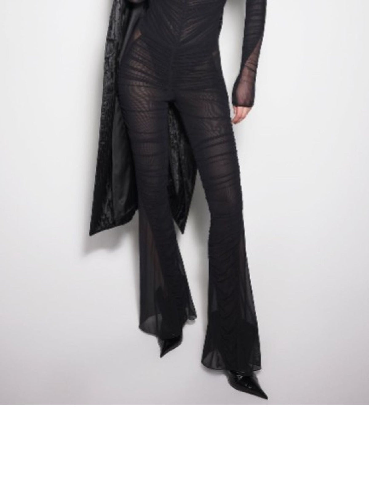 BLACK // black ruched flared pants