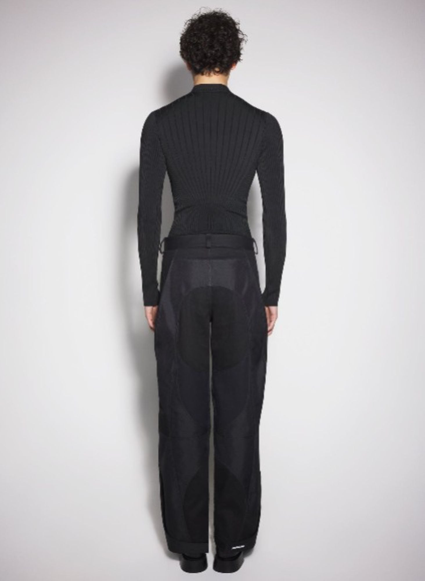 BLACK TECHNICAL FABRIC CARGO PANTS