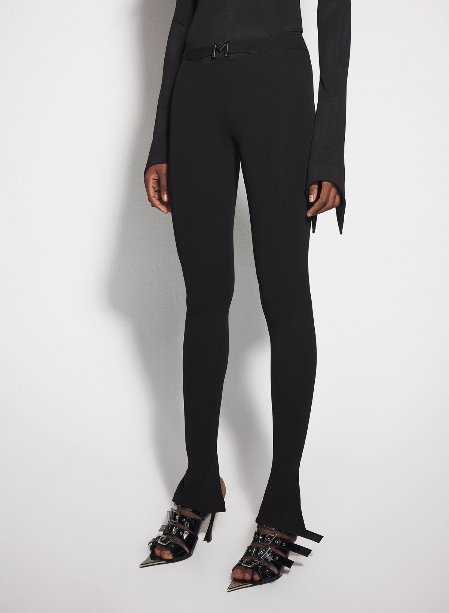 BLACK M PANTS