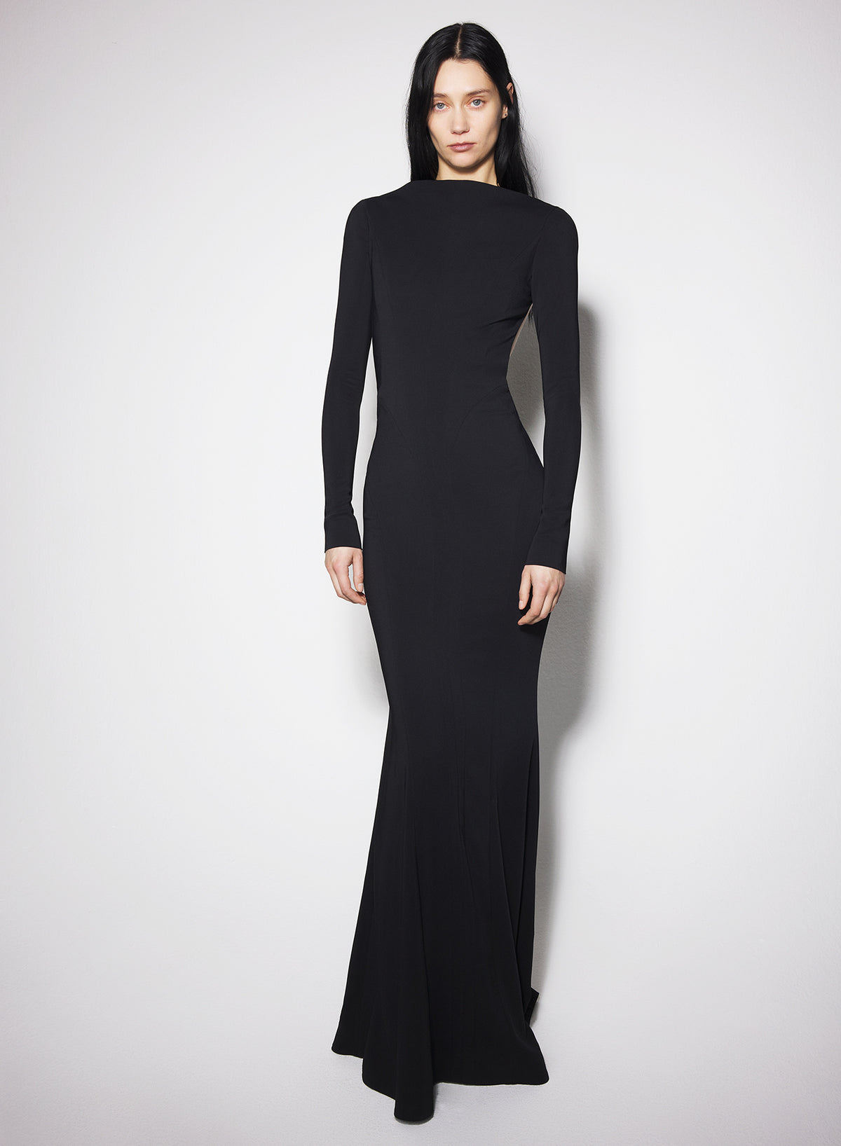Robe longue en crêpe à dos nu et boucles - Black
