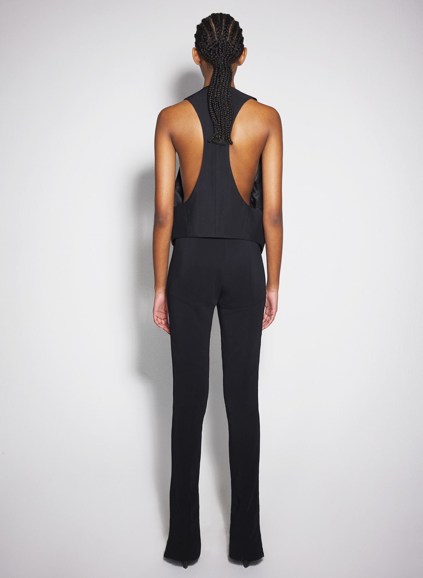 BLACK TAILORED VEST