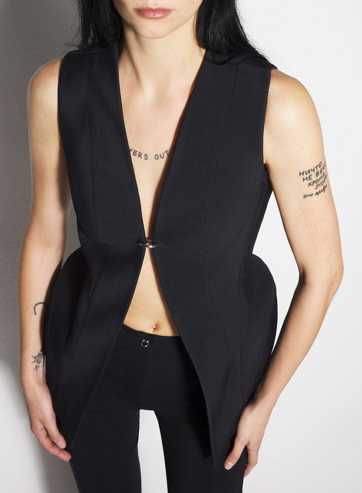 BLACK // black corseted pierced vest