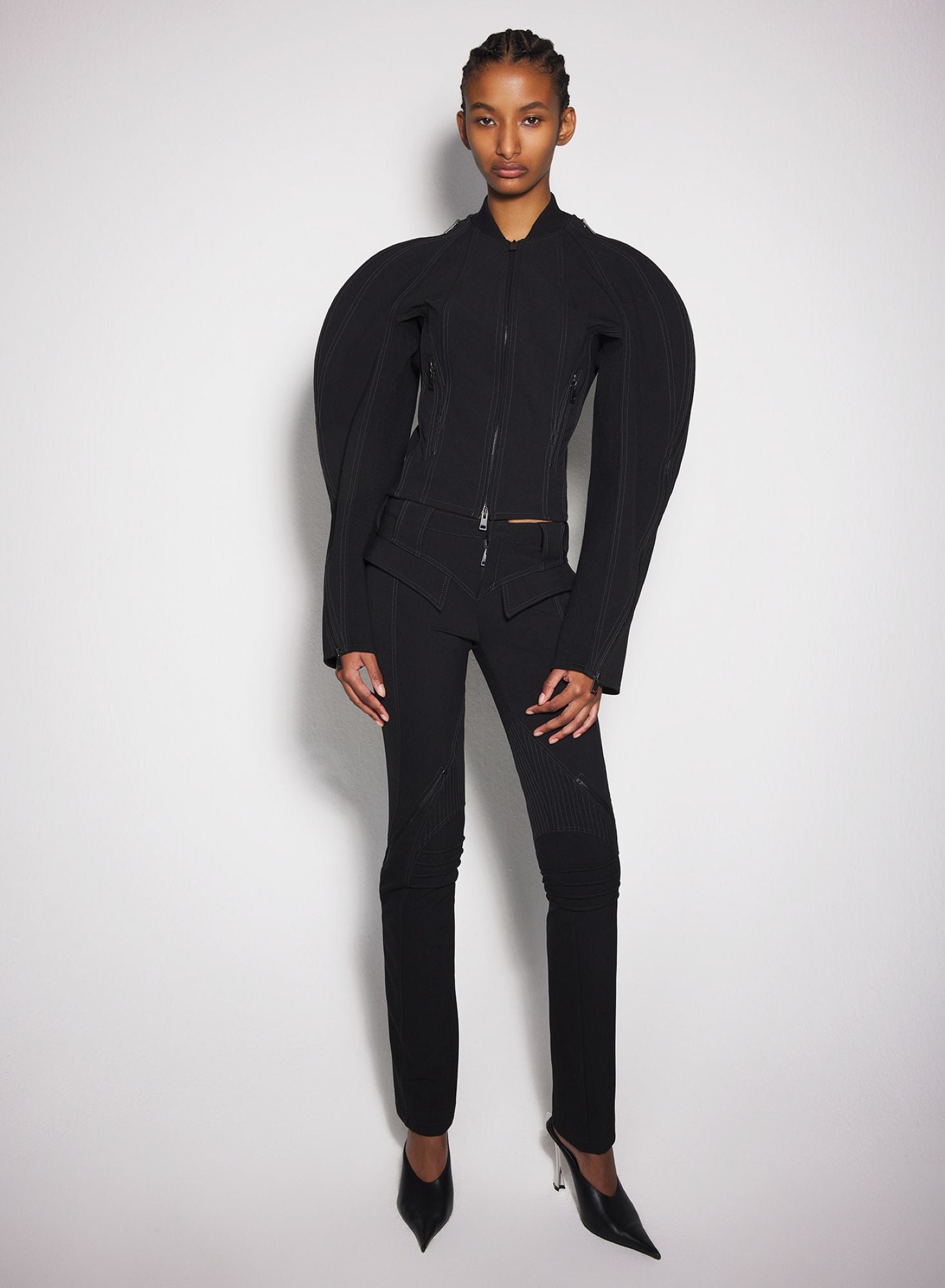 BLACK SCULPTURED SCUBA JACKET