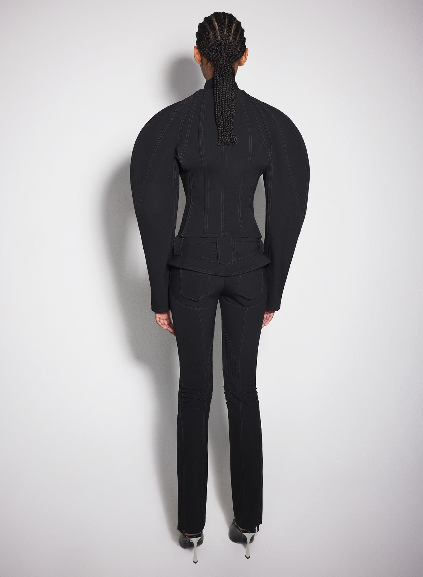 BLACK SCULPTURED SCUBA JACKET
