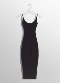 WHITE FITTED KNIT DRESS