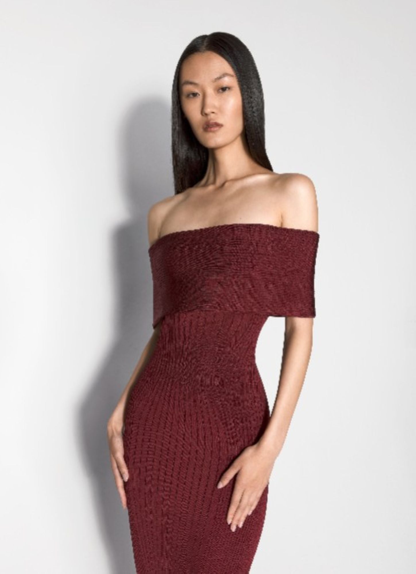 WHITE OFF-SHOULDER KNIT DRESS