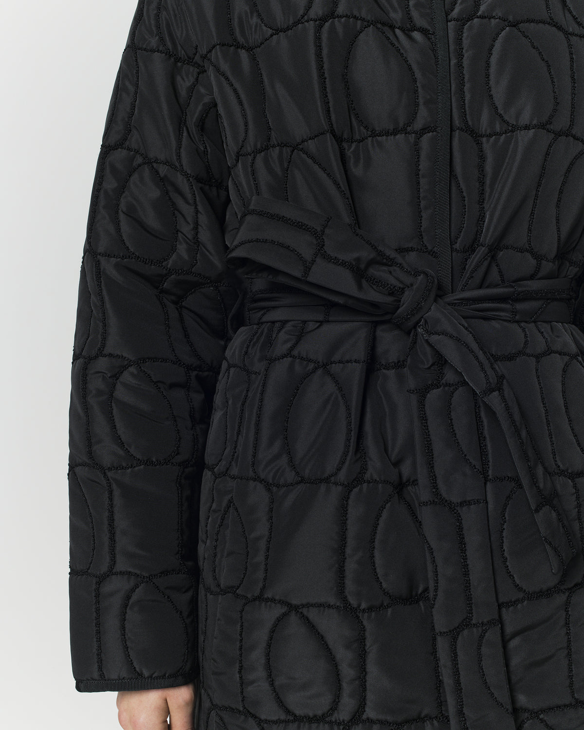 BLACK  // TRACEY MONOGRAM