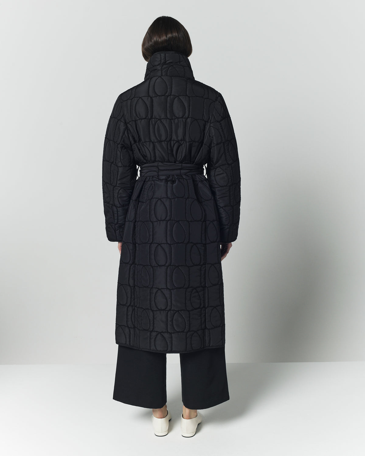BLACK  // TRACEY MONOGRAM