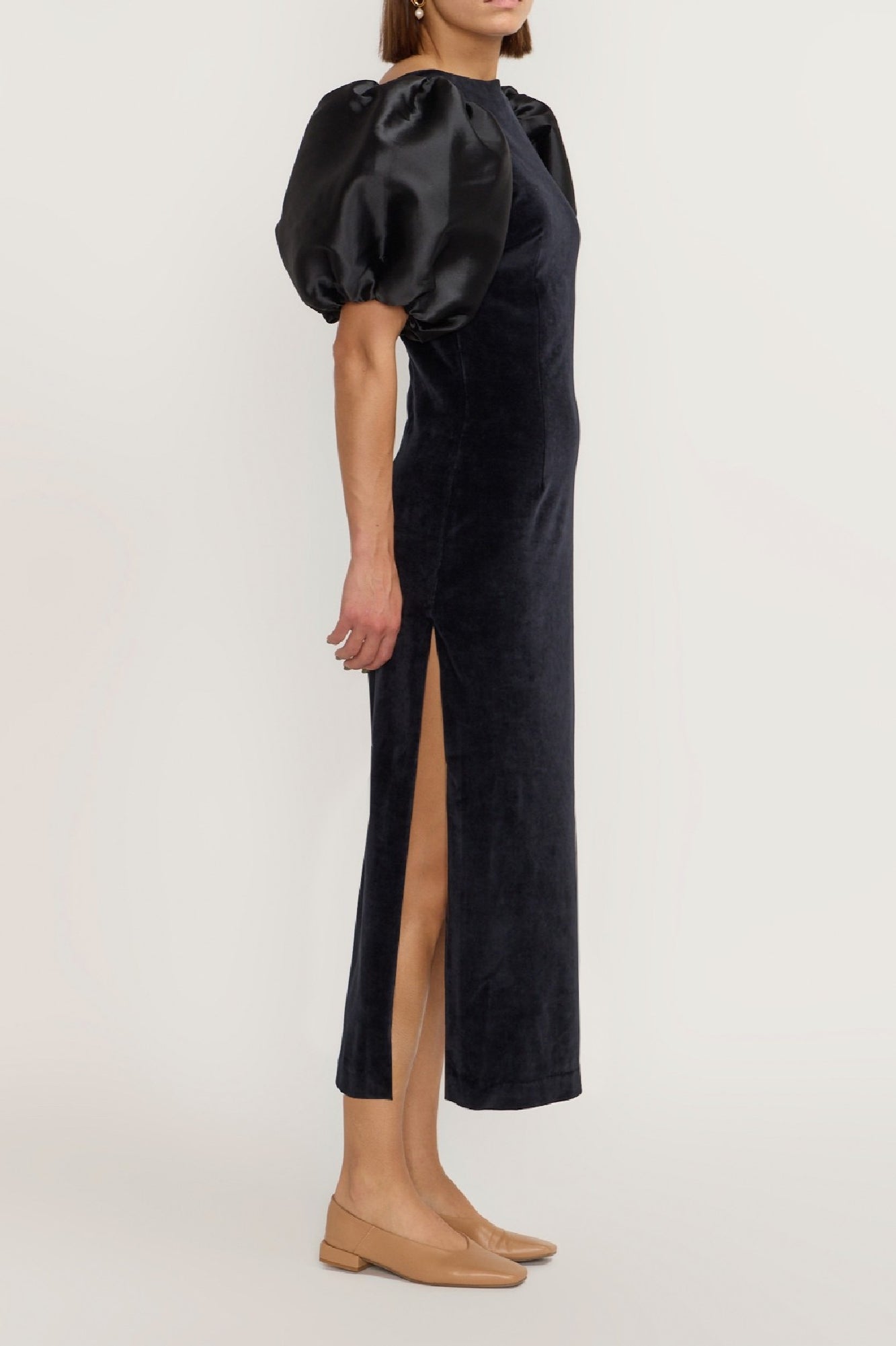 BLACK  SUZANNE VELVET robe midi structurée à manches bouffantes