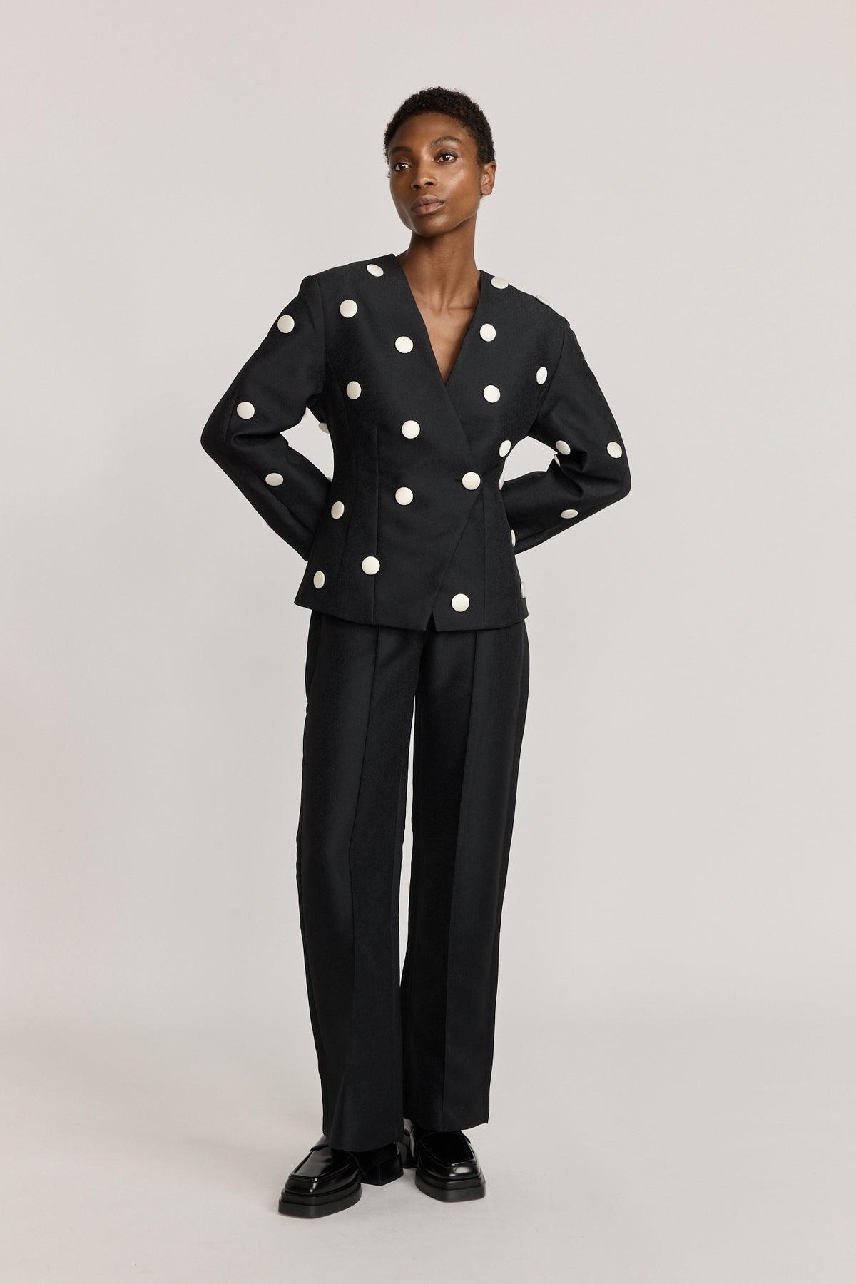 Veste croisée Aloise à boutons allover - Black & White