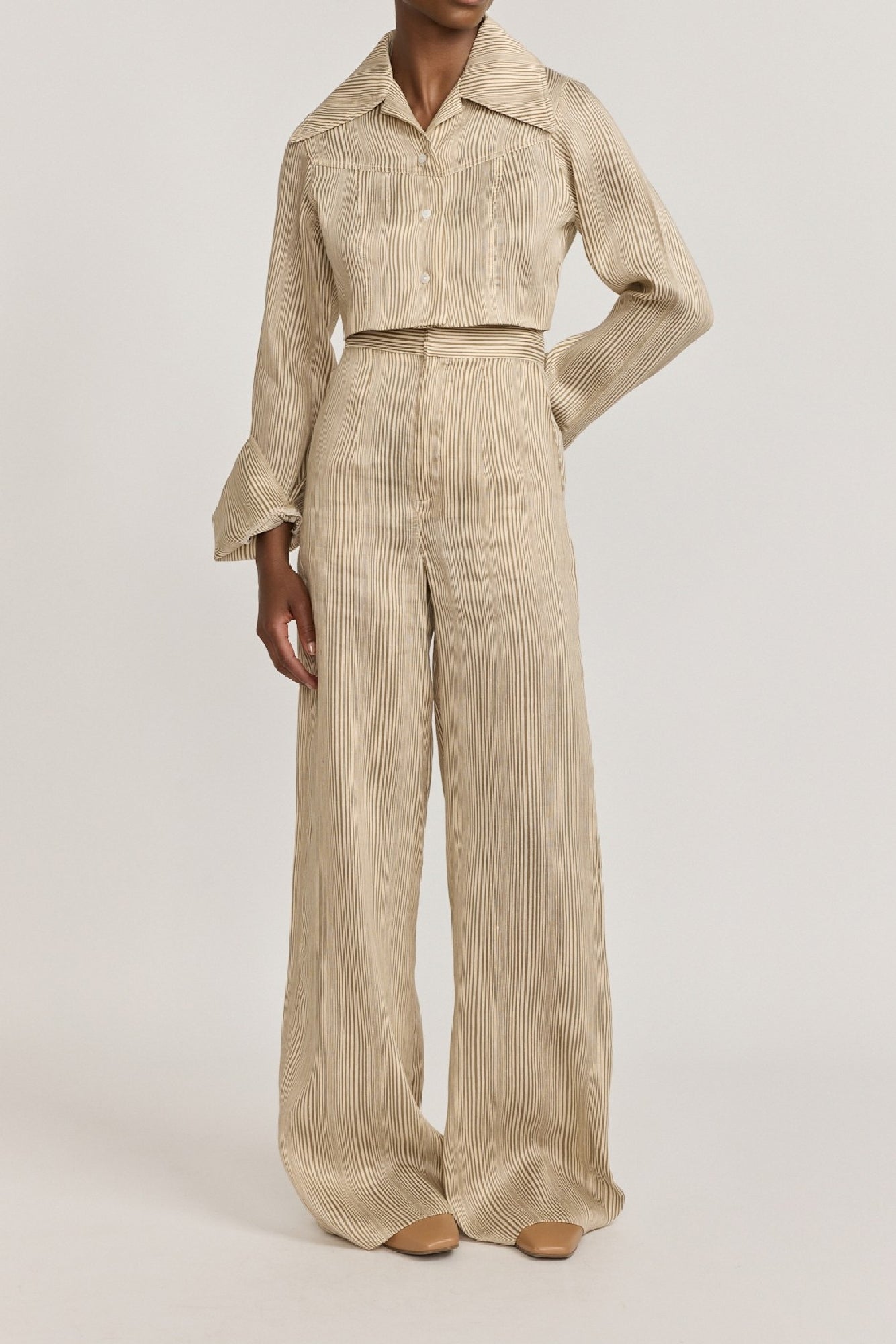 BEIGE CHIHO VEIL STRIPES chemise courte rayée