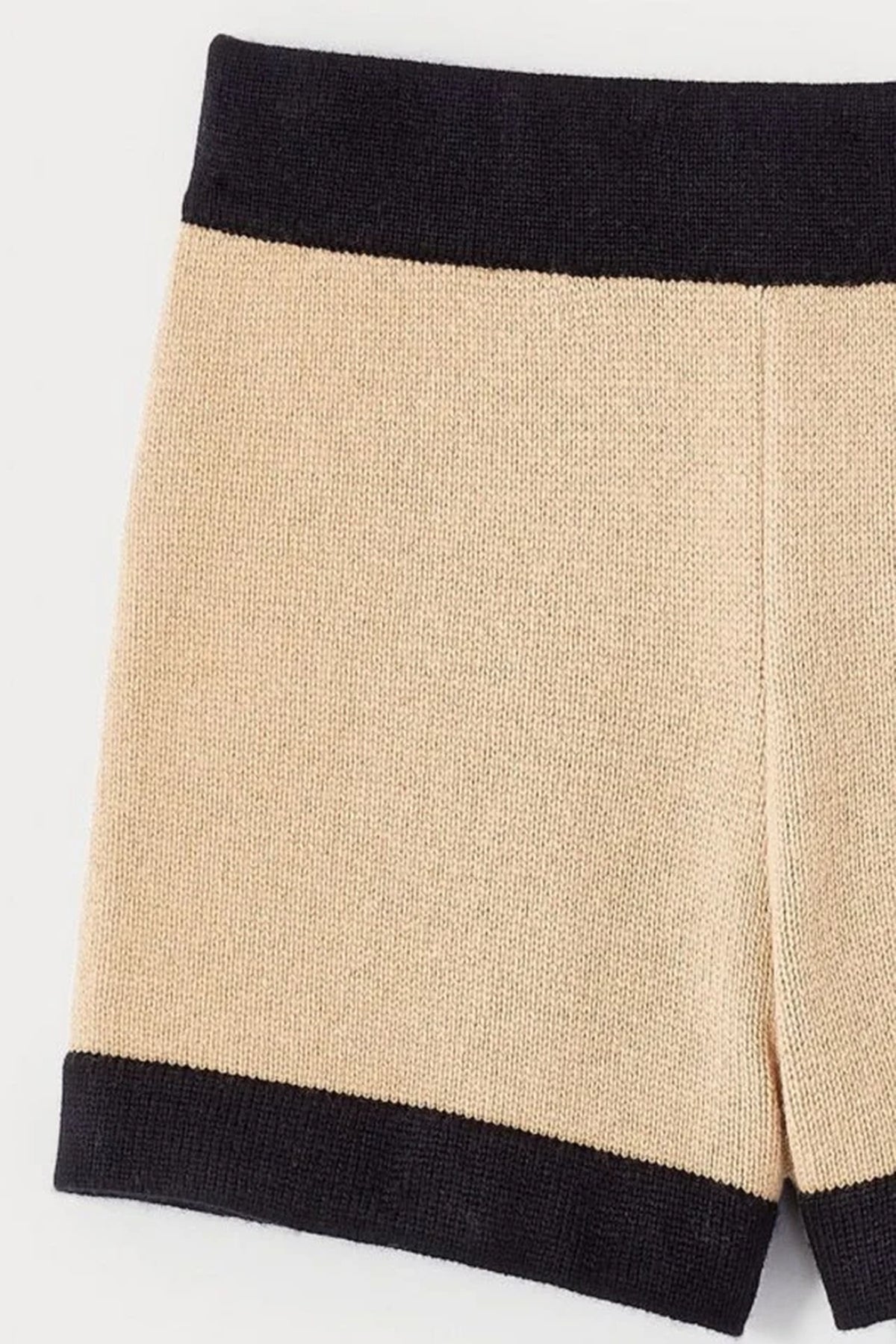 Mini short Prune en maille laine - Beige & Black
