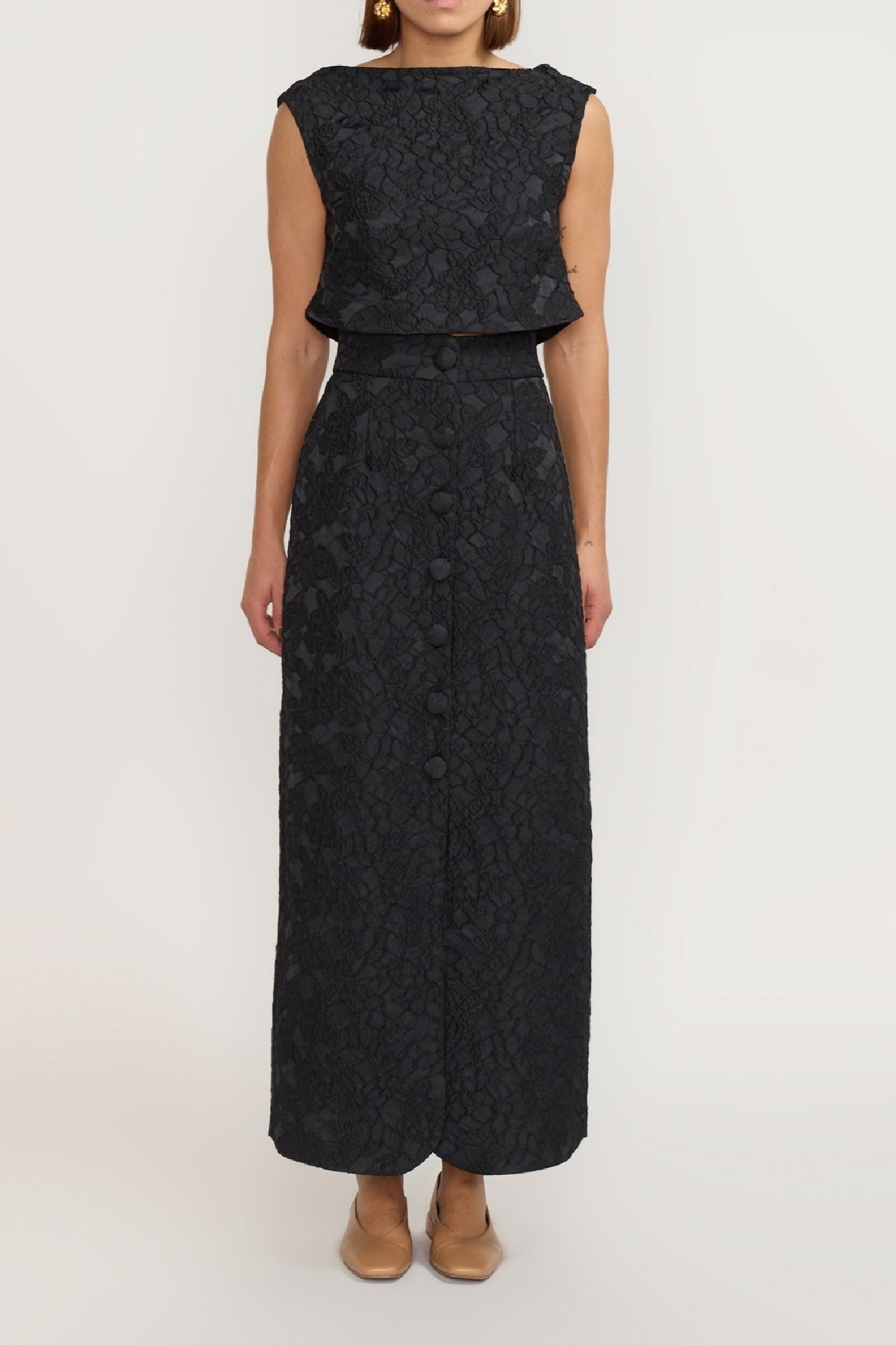 BLACK  RICHARD EMBOSSED haut court en relief