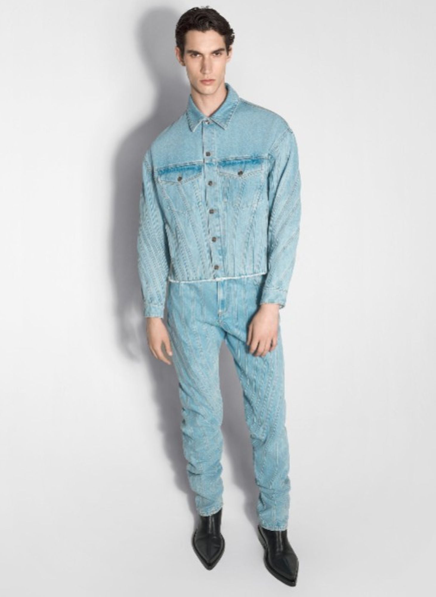 LIGHT BLUE SPIRAL OVERSIZED DENIM JACKET