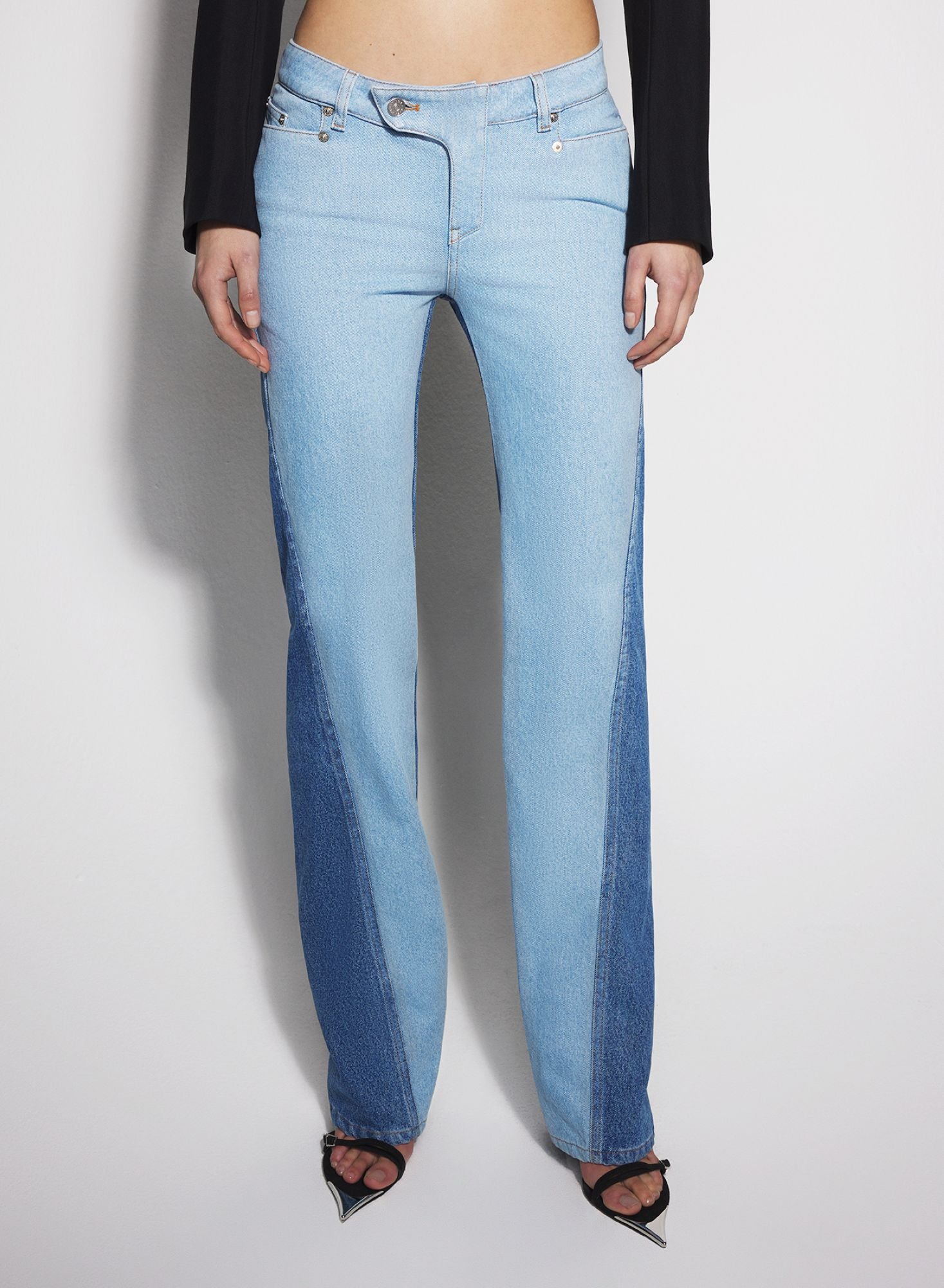 BLUE BI-COLOR STRAIGHT LEG JEANS