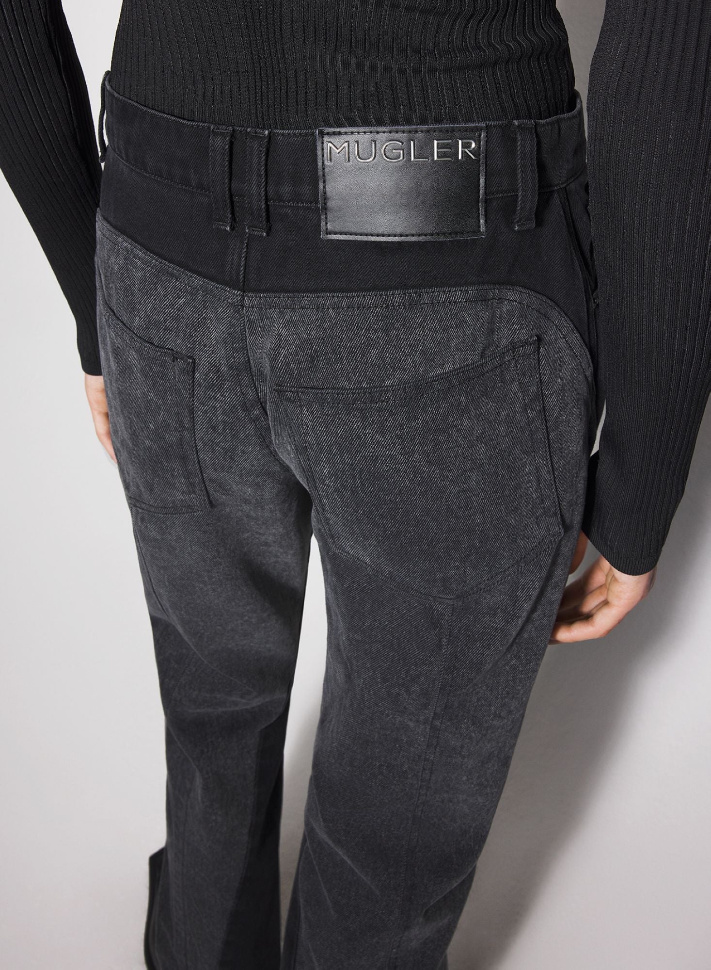 BLUE BI-COLOR STRAIGHT LEG JEANS