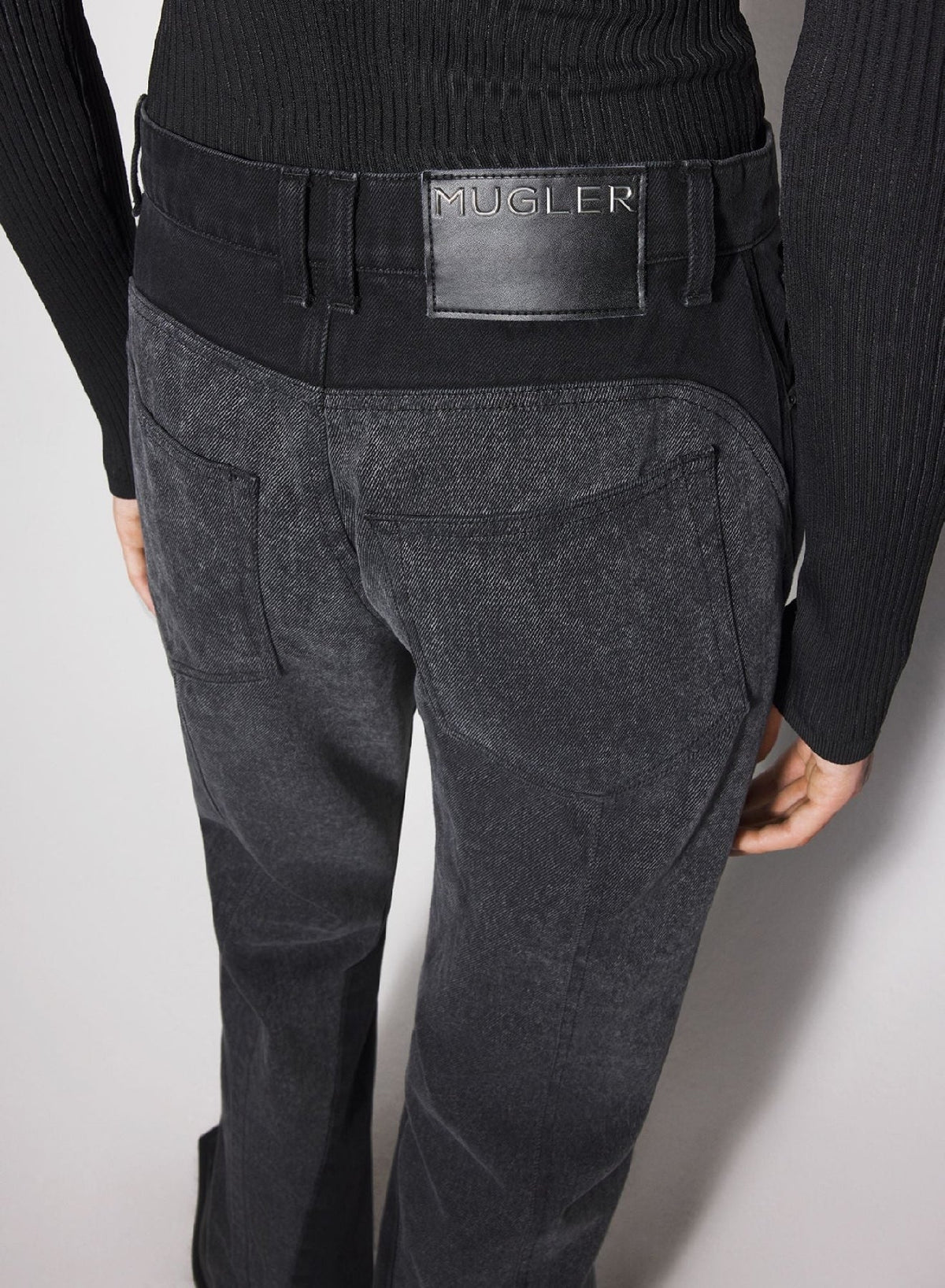 WASHED BLACK / BLACK // black bi-color straight leg jeans