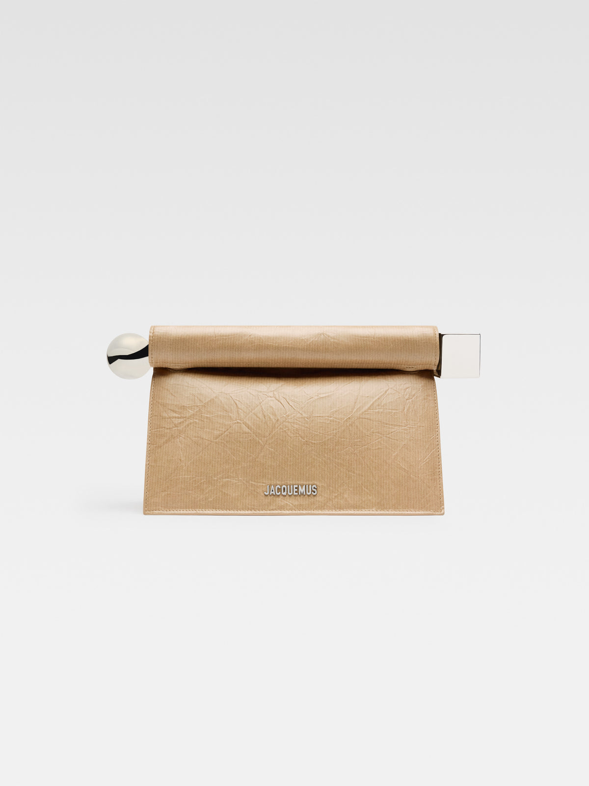 LA POCHETTE ROND CARRE