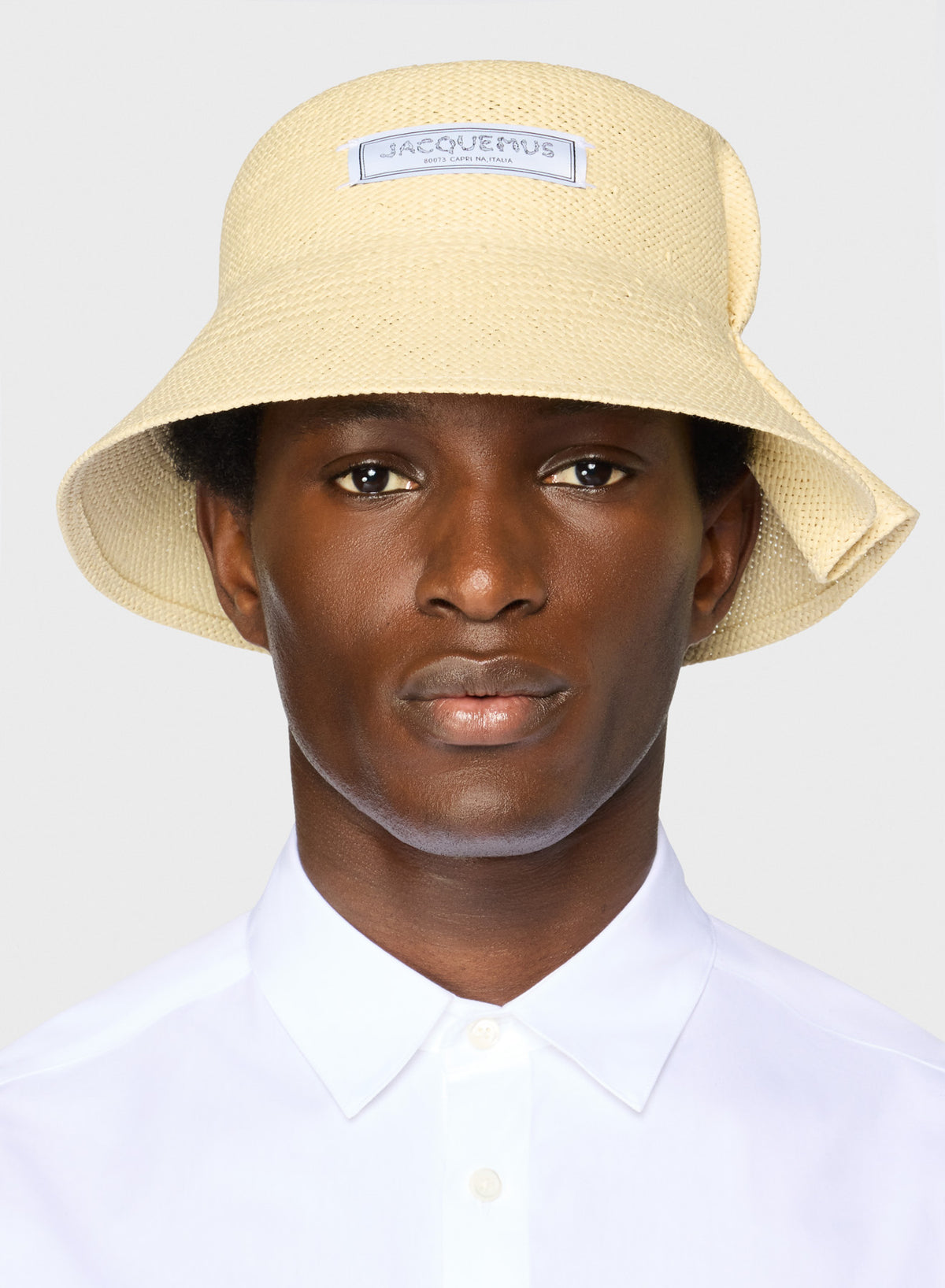 LA CHAPEAU VELA