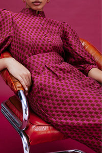 FUSCHIA & BROWN AMOAKO-DRESS LONG CHECK robe longue à manches bouffantes en jacquard