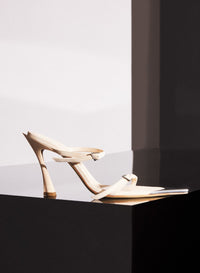 BLACK SUEDE FANG 95 SANDALS
