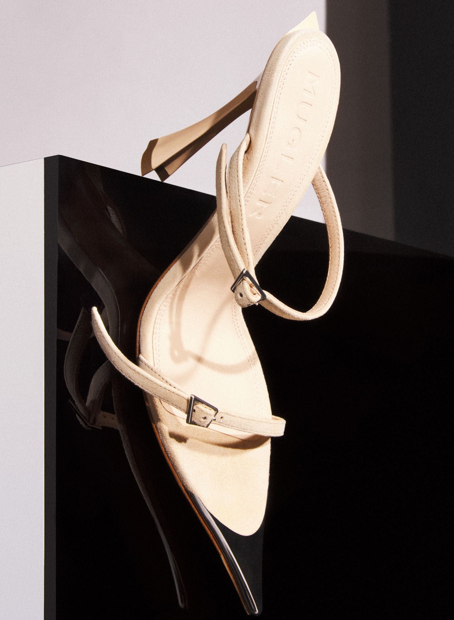 BLACK SUEDE FANG 95 SANDALS