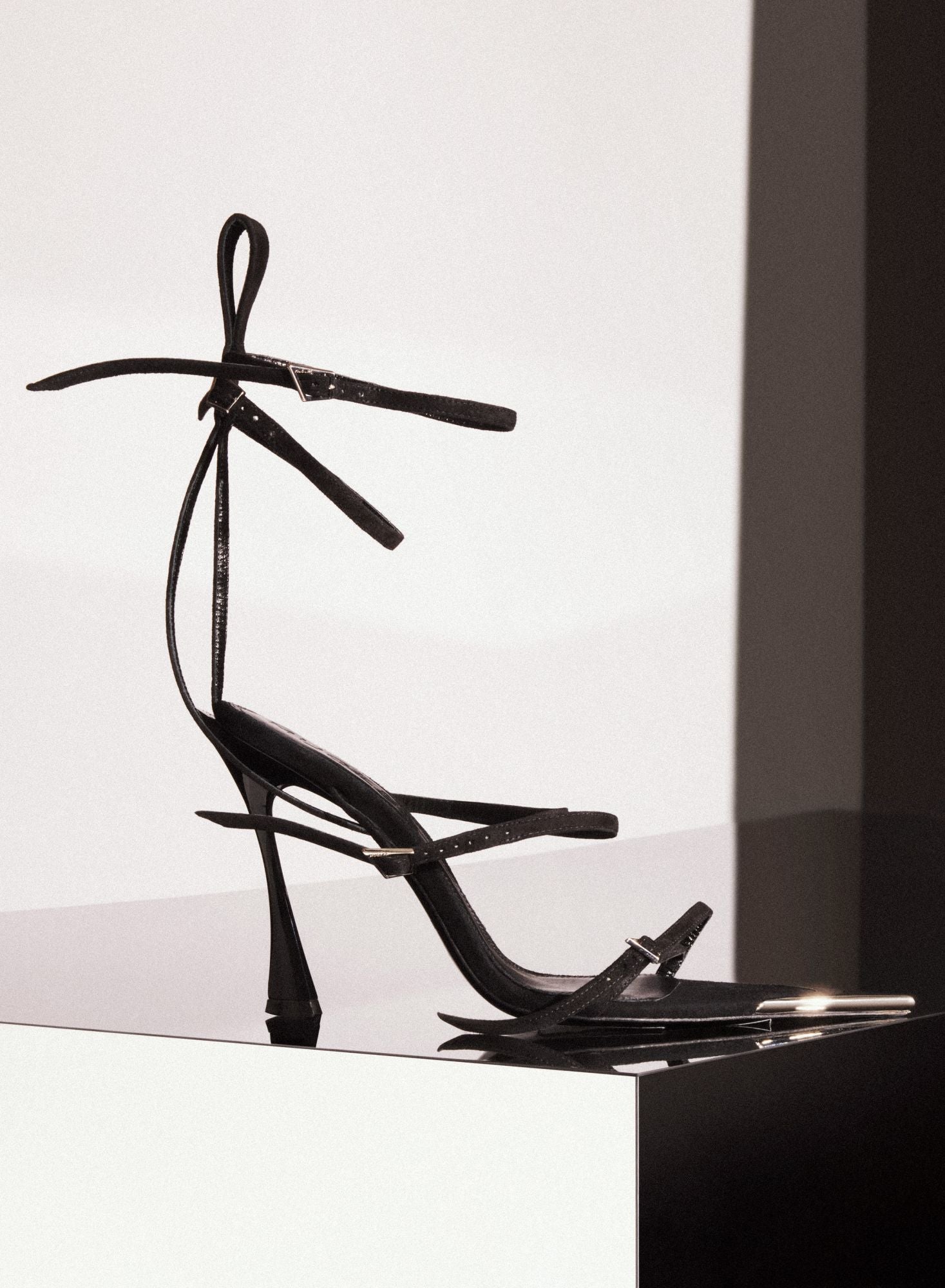 STRAPPY BLACK SUEDE FANG 95 SANDALS