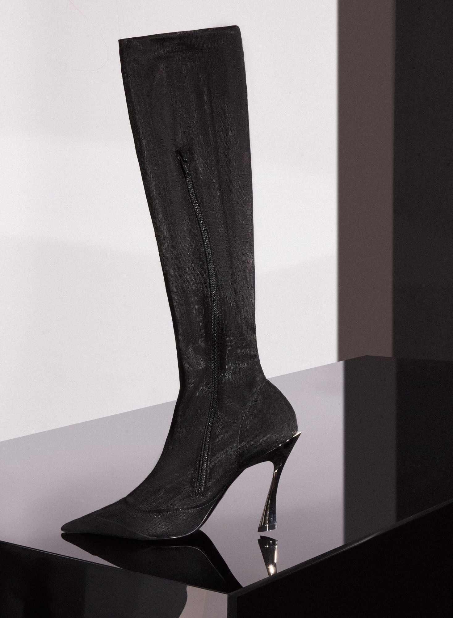 BLACK MESH FANG 95 BOOTS