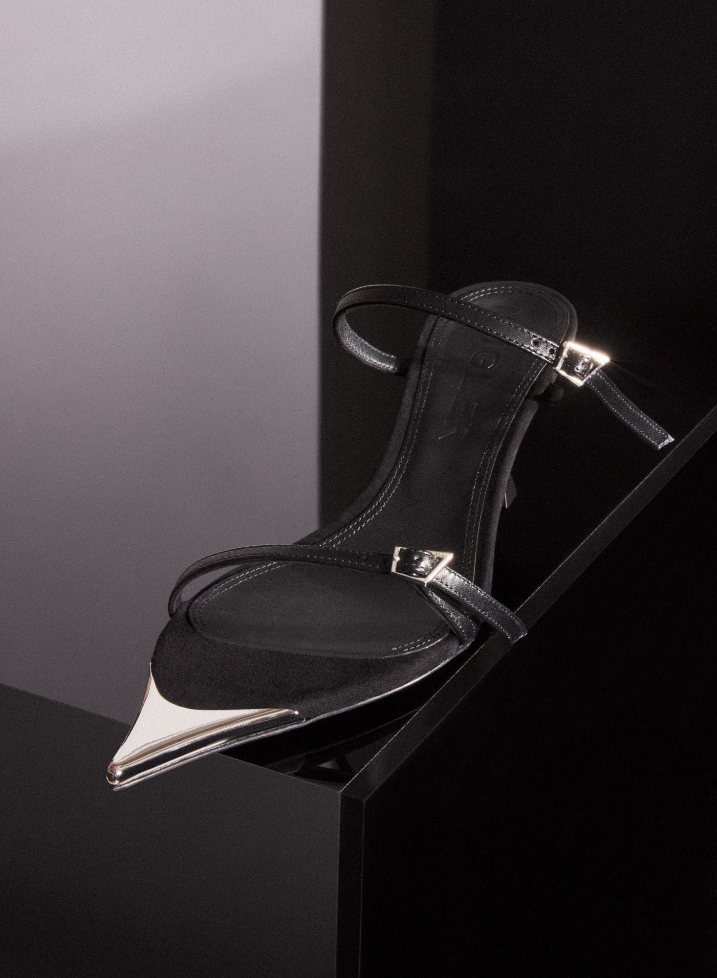 BLACK SUEDE FANG 55 SANDALS